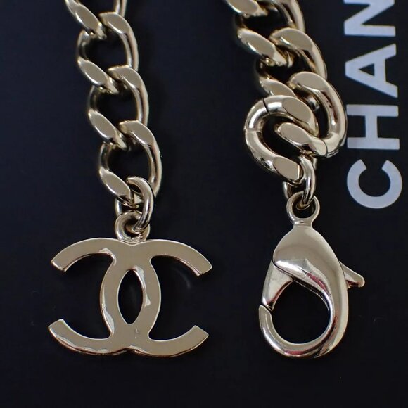 CHANEL CC Logo Chain Bracelet Bangle B22S GHW Italy Accessory - Picture 6 of 11